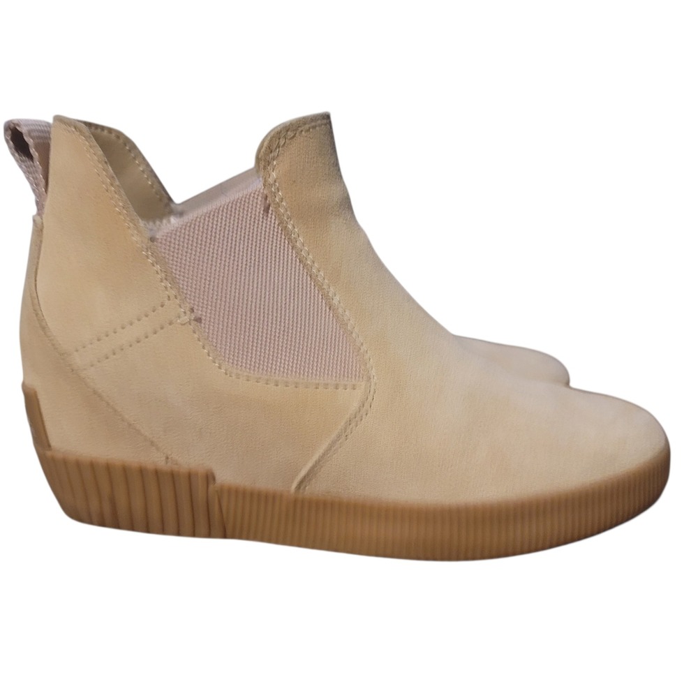 EUC Sorel x‎ Calia Out N About Slip On Wedge Suede Boot Waterproof Beige